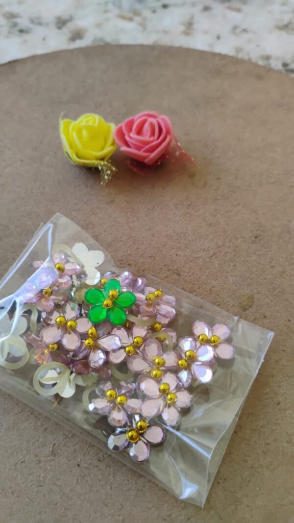 Botom florzinha para penteado 20 uni