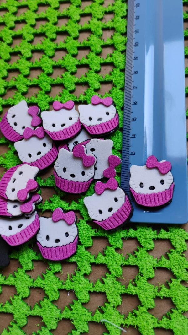 Hello kitty no cupcake 50 uni